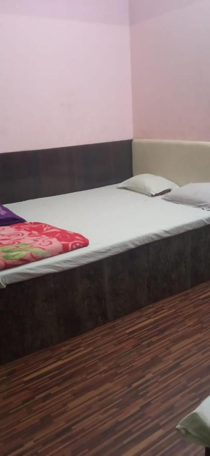 Northeastern Dormitory Gauripur  외부 사진
