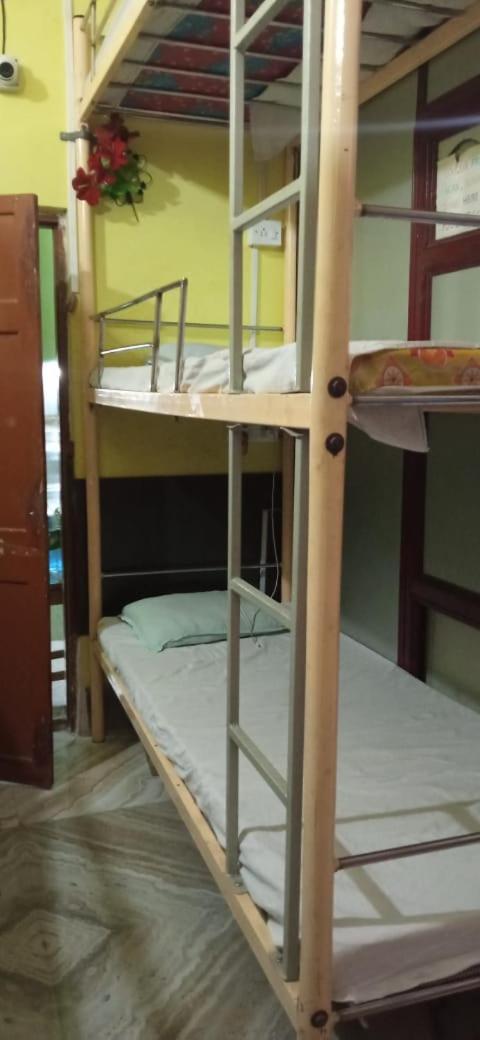 Northeastern Dormitory Gauripur  외부 사진