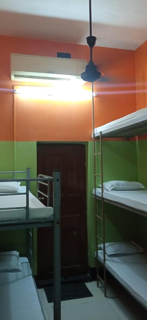 Northeastern Dormitory Gauripur  외부 사진