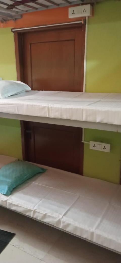 Northeastern Dormitory Gauripur  외부 사진